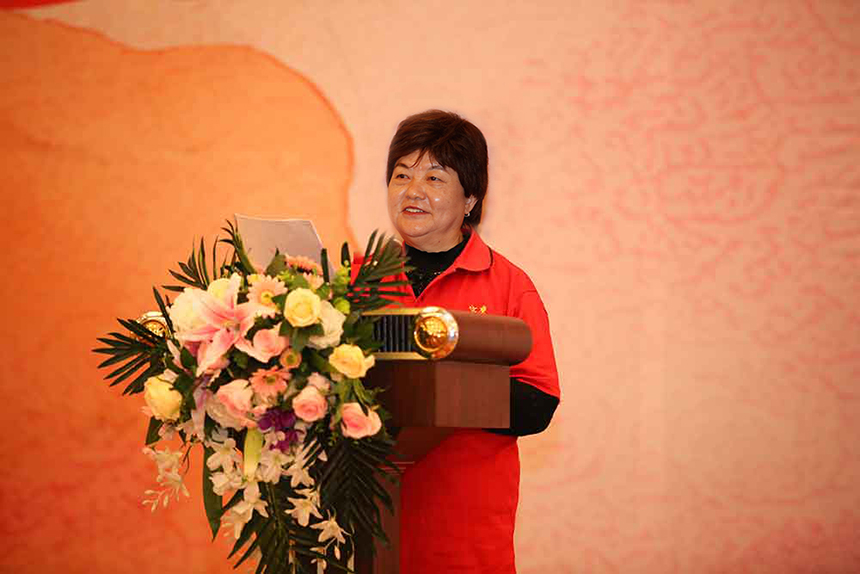 胡兰萍.jpg